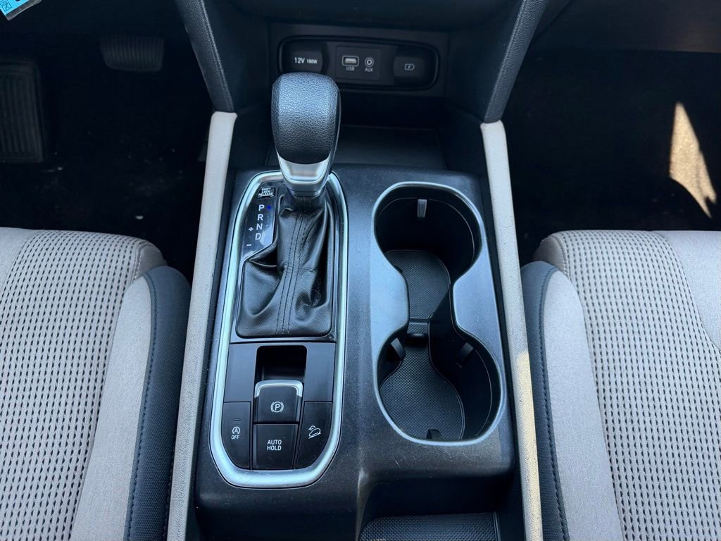 Used 2019 Hyundai Santa Fe SE AWD/4WD image 2