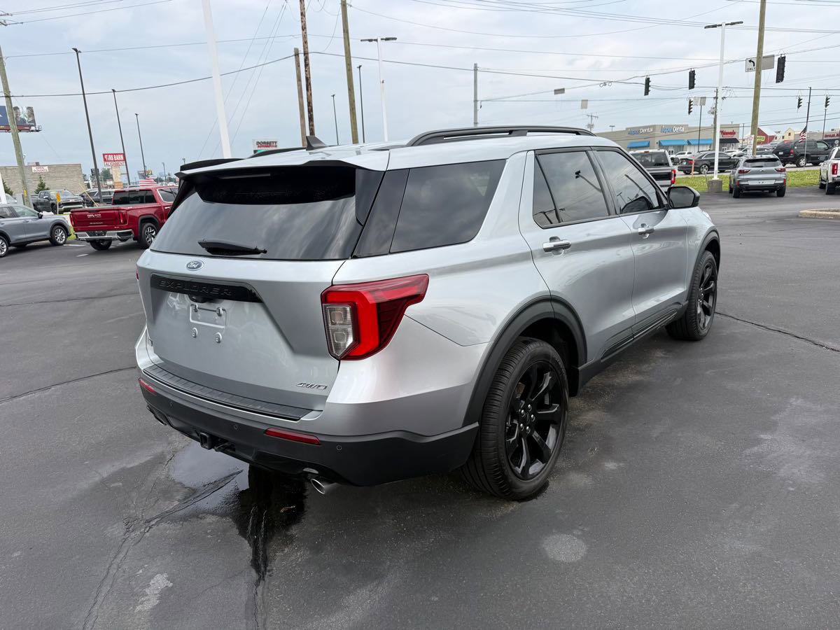 Used 2024 Ford Explorer ST-Line w/ Class IV Trailer Tow Package AWD/4WD image 6