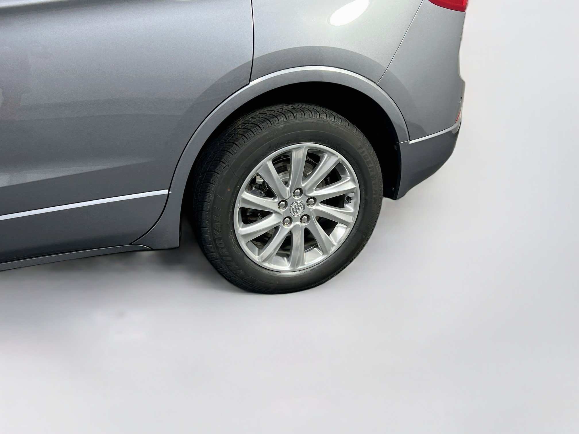 Used 2020 Buick Envision Essence AWD/4WD image 29