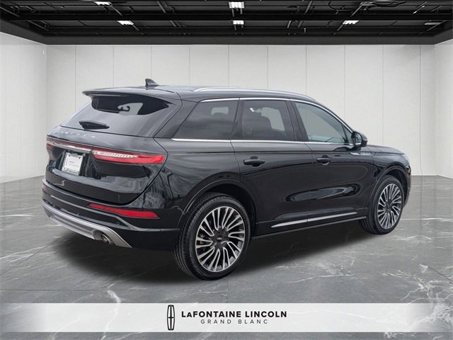 Certified 2022 Lincoln Corsair Reserve w/ Sport Package image 5