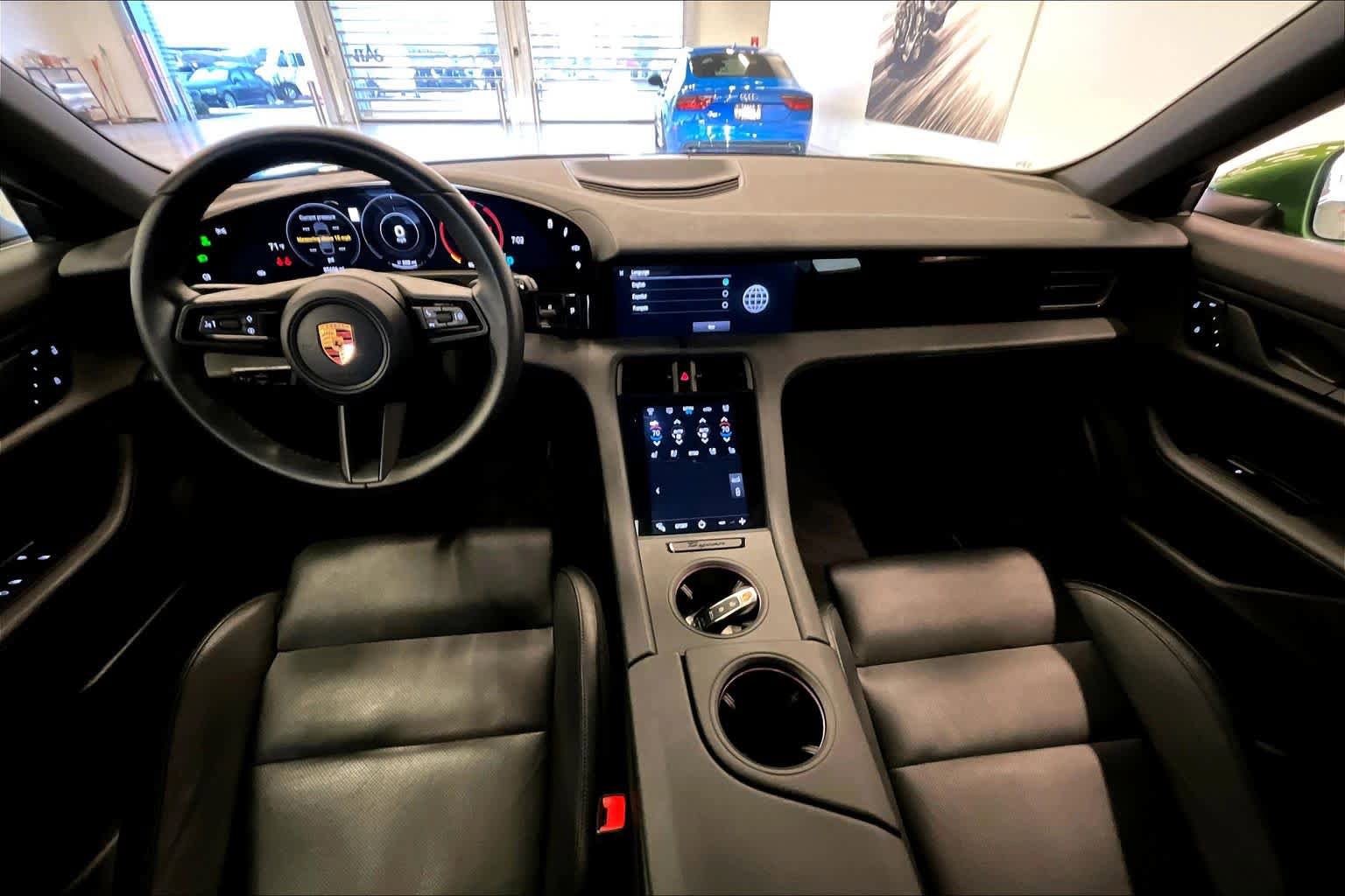 Used 2022 Porsche Taycan 4 Cross Turismo image 26
