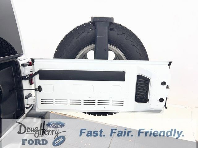 Used 2014 Jeep Wrangler Unlimited Sahara w/ Dual Top Group image 31