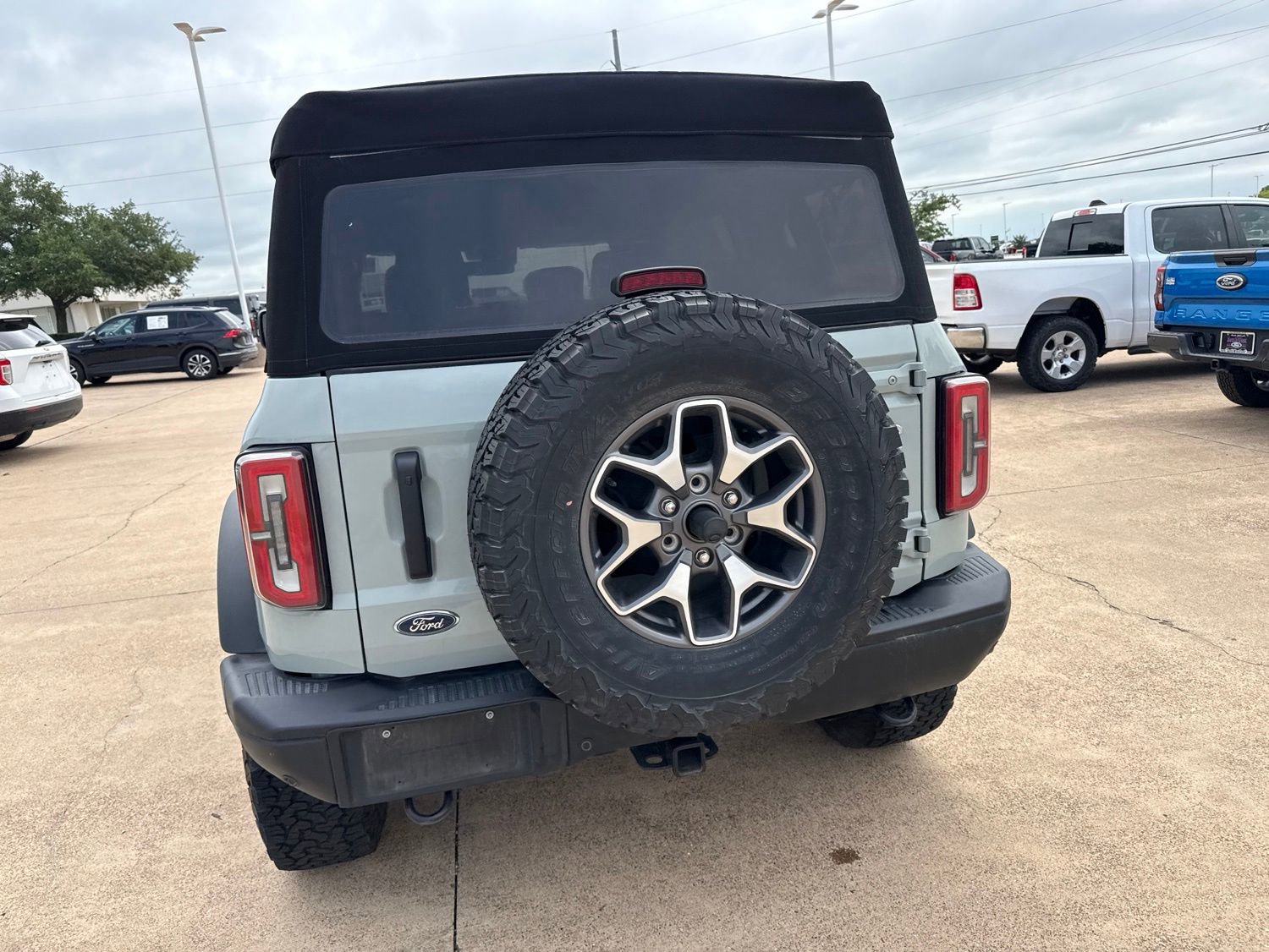 Used 2023 Ford Bronco Badlands AWD/4WD image 6