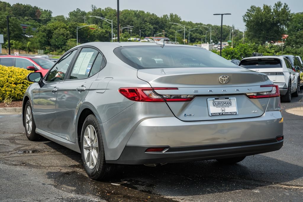 Used 2025 Toyota Camry LE FWD image 5