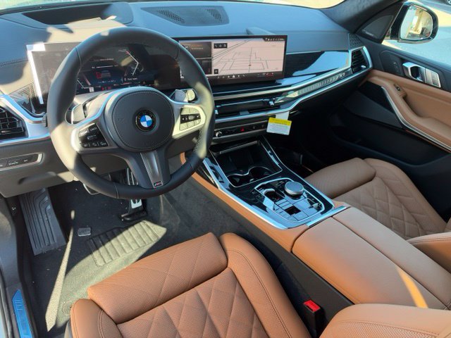 New 2027 BMW X7 xDrive40i w/ M Sport Package AWD/4WD image 16