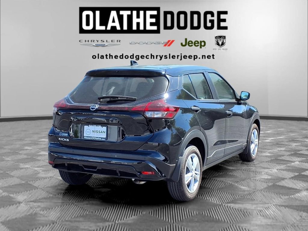 Used 2025 Nissan Kicks Play S FWD image 28
