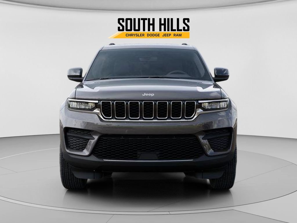 New 2025 Jeep Grand Cherokee Laredo X w/ Luxury Tech Group I AWD/4WD image 6