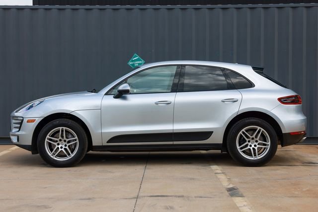 Used 2017 Porsche Macan AWD/4WD image 4