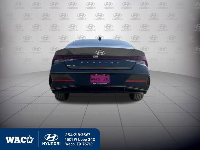 Used 2025 Hyundai Elantra SEL image 6
