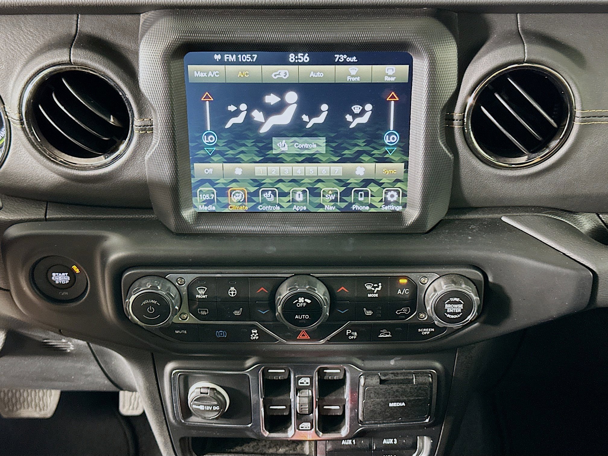 Used 2023 Jeep Wrangler Unlimited Sahara AWD/4WD image 24