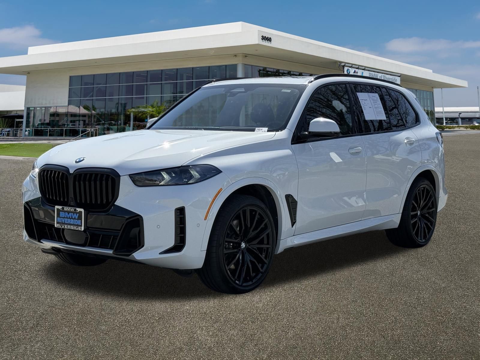 Used 2026 BMW X5 sDrive40i image 4