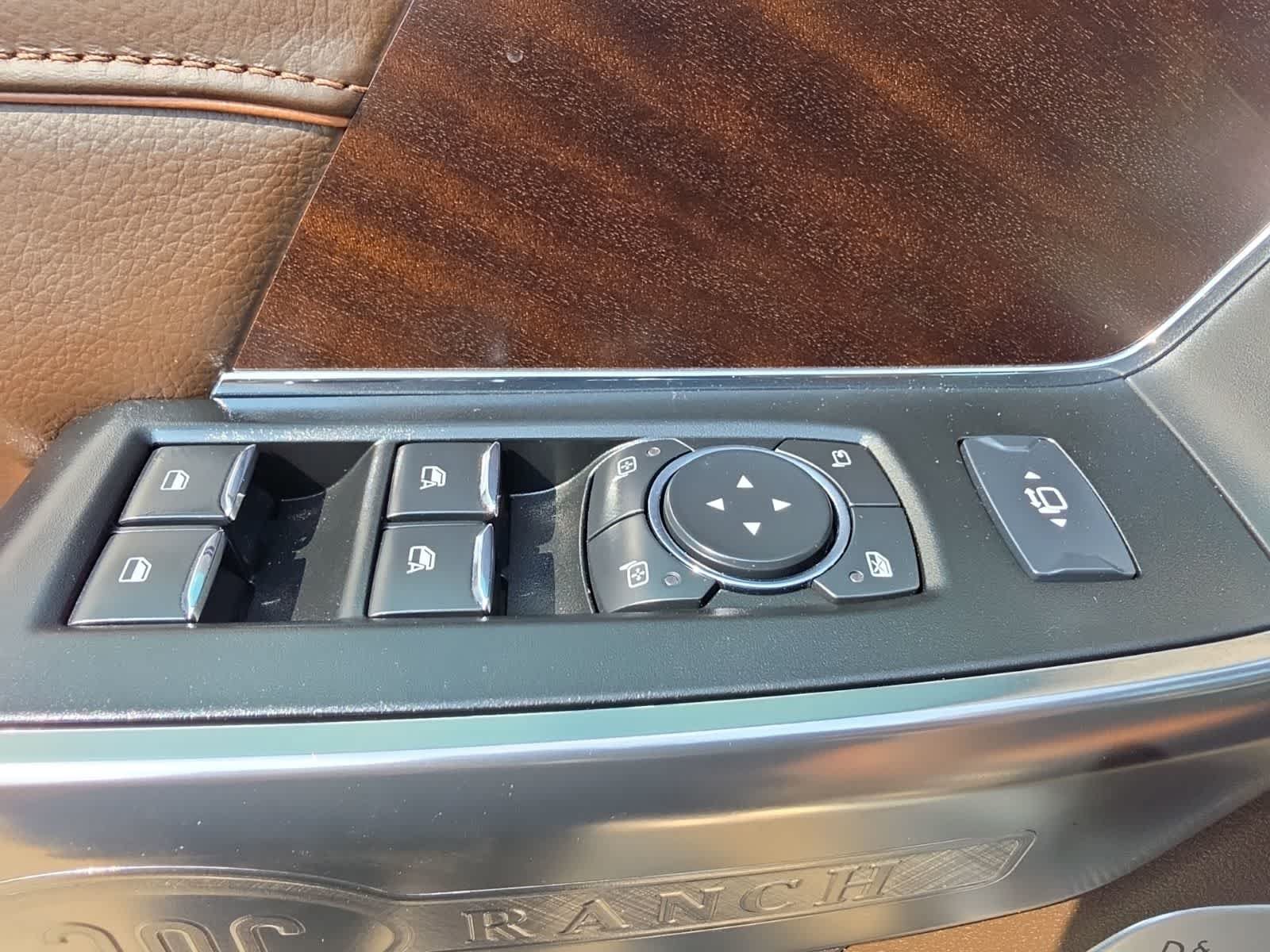 Used 2023 Ford F450 King Ranch w/ Chrome Package AWD/4WD image 24