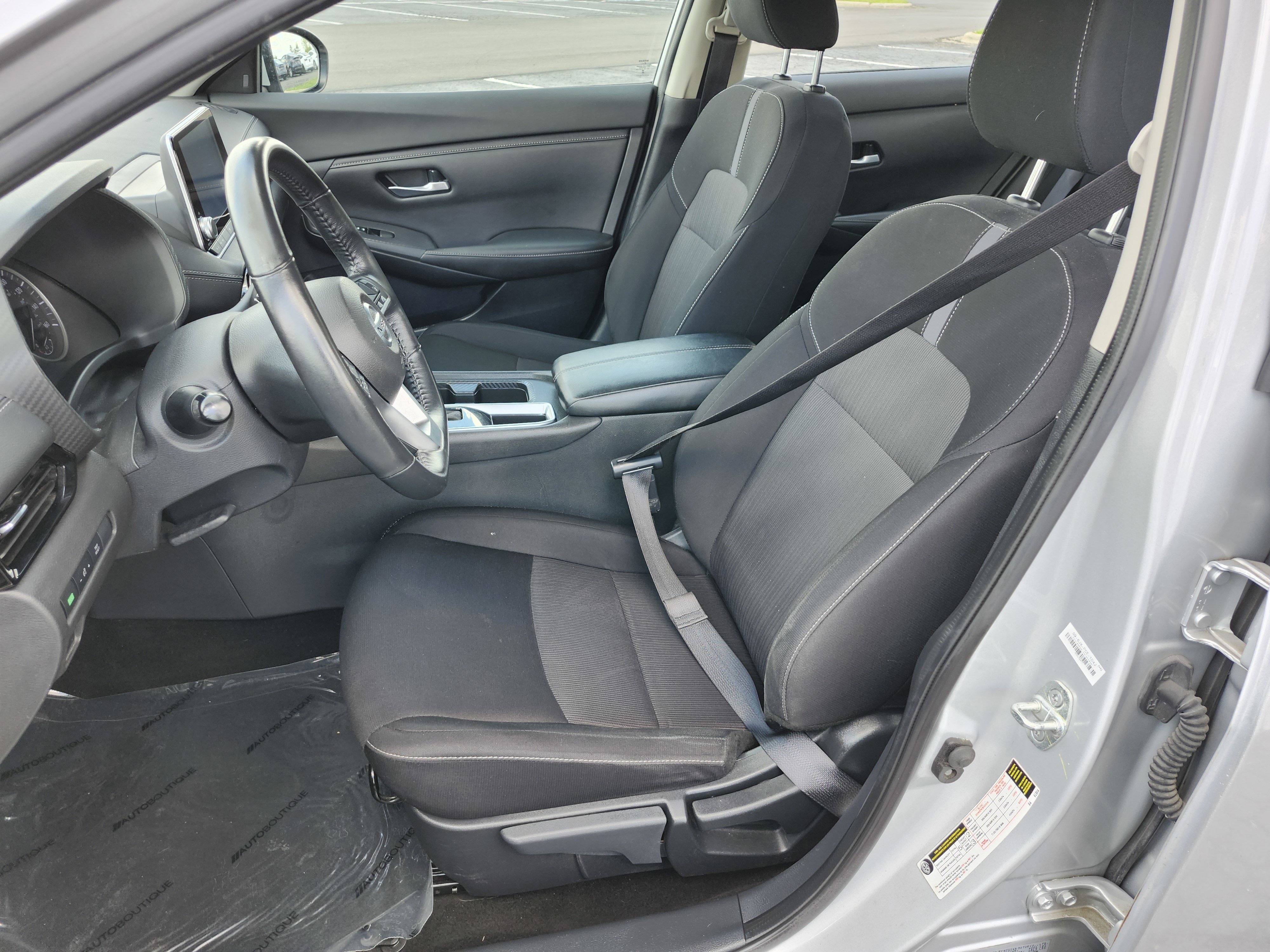 Used 2022 Nissan Sentra SV FWD image 23