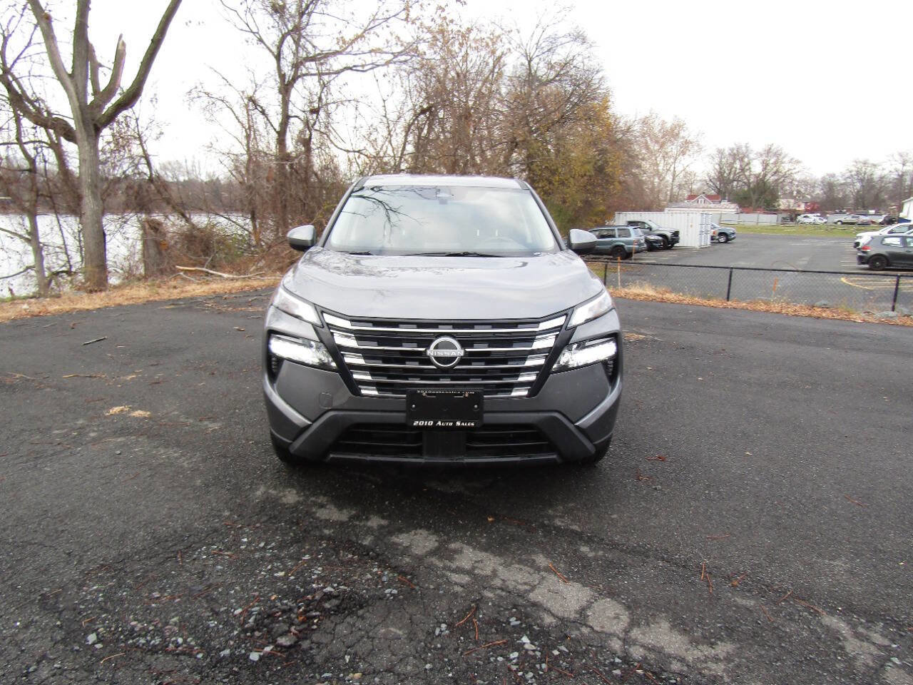 Used 2025 Nissan Rogue SV image 45