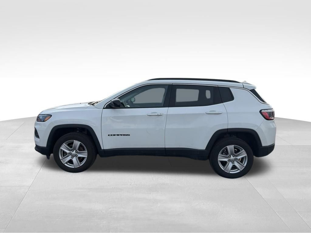 Used 2022 Jeep Compass Latitude image 5