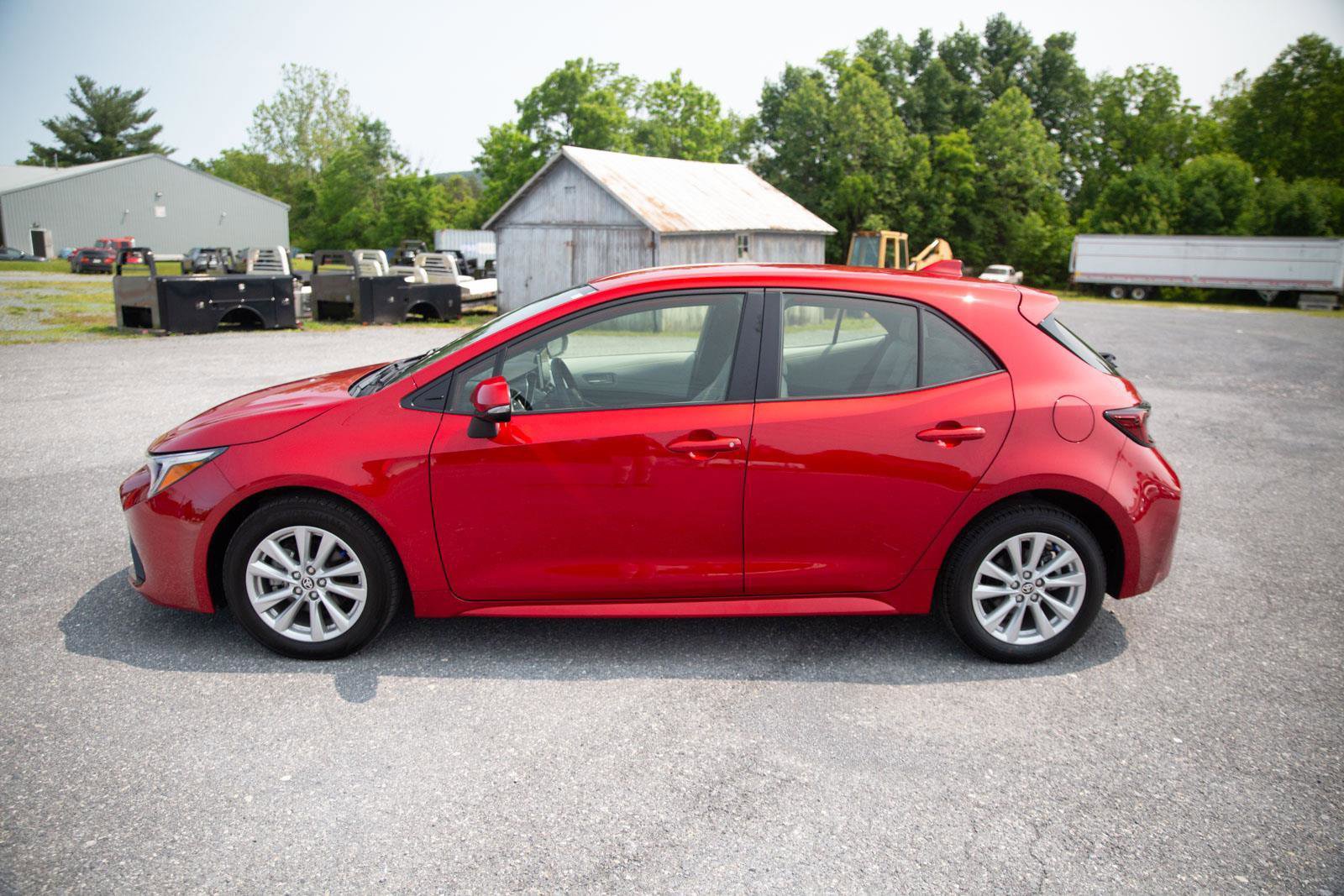 Used 2025 Toyota Corolla SE image 6