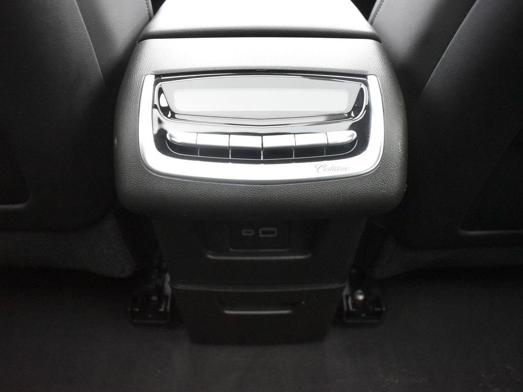 Certified 2024 Cadillac XT6 Premium Luxury w/ LPO, Floor Liner Package image 26