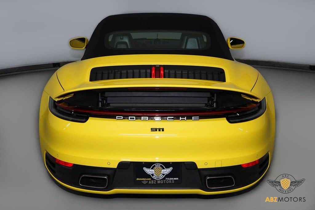 Used 2021 Porsche 911 Carrera image 8