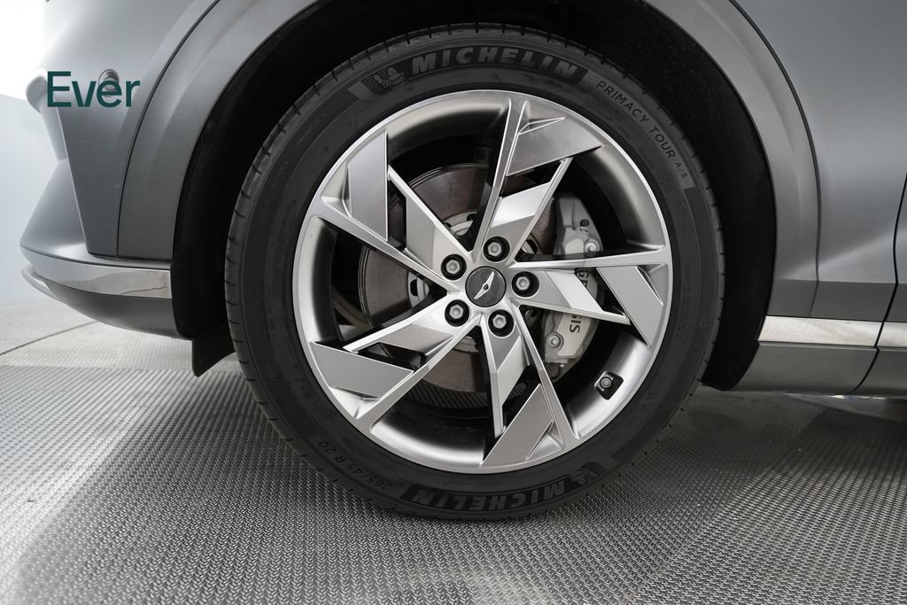Used 2023 Genesis Electrified GV70 AWD/4WD image 19