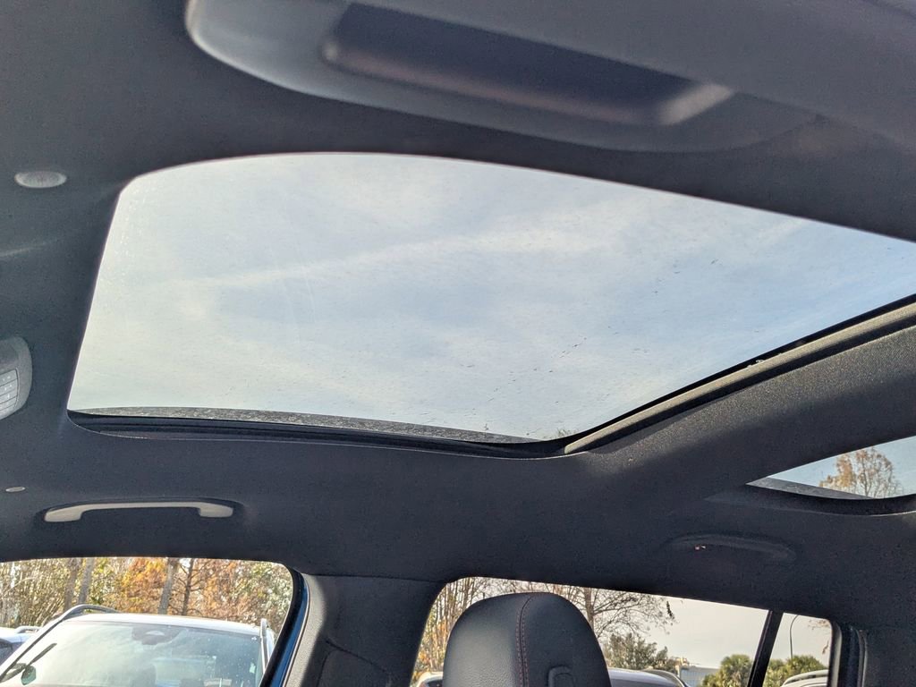 Certified 2024 Mercedes-Benz GLB 250 image 32