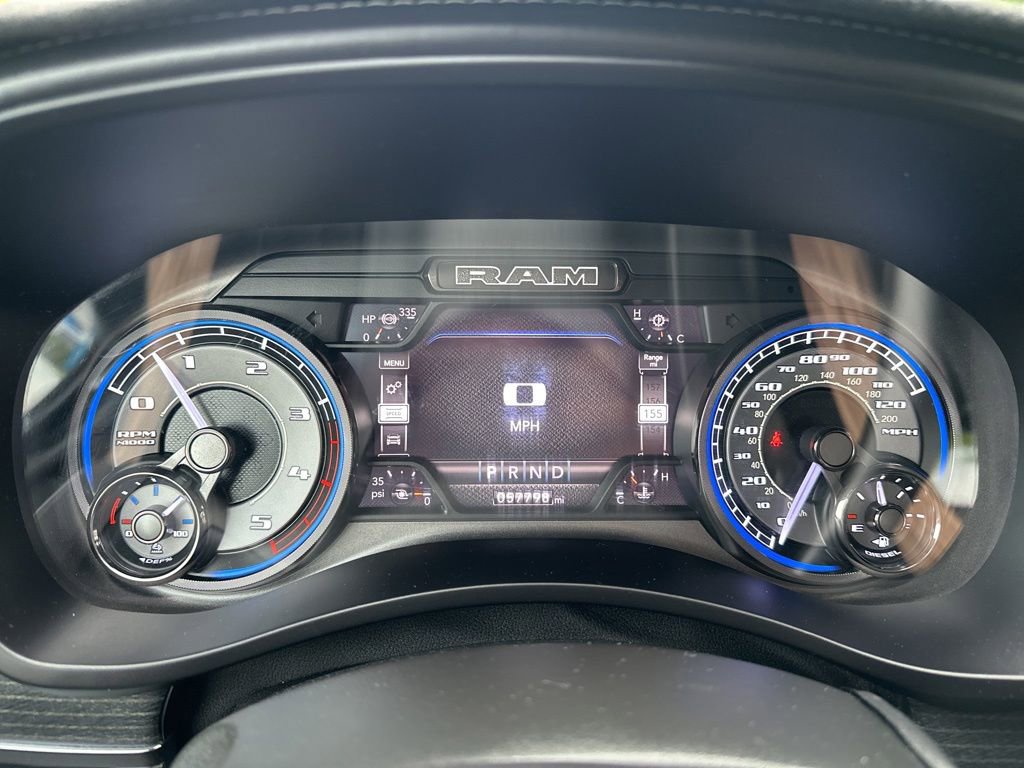 Used 2022 RAM 2500 Limited AWD/4WD image 32
