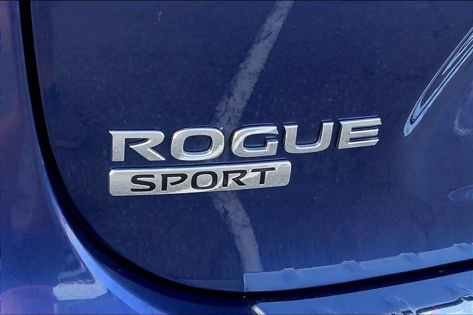 Used 2022 Nissan Rogue Sport SV FWD image 30