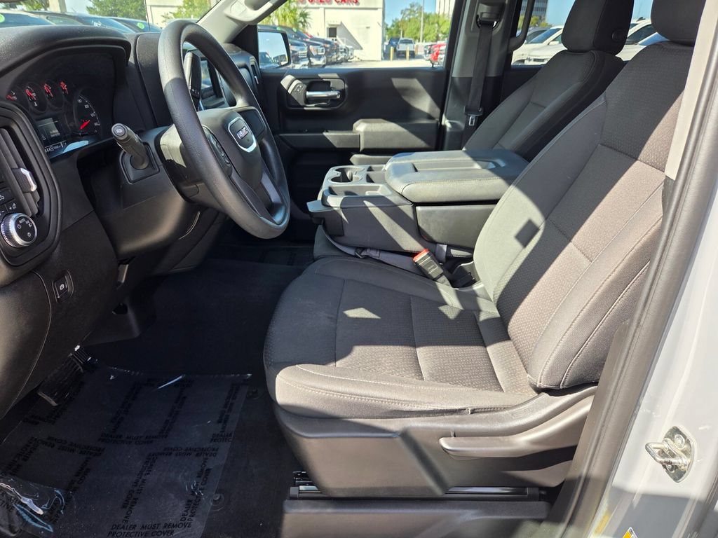 Used 2025 GMC Sierra 1500 Pro w/ Graphite Edition AWD/4WD image 5