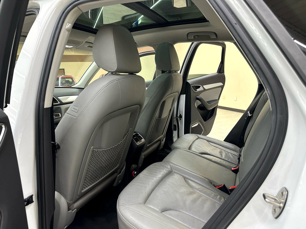 Used 2016 Audi Q3 2.0T Prestige w/ Prestige Package image 36