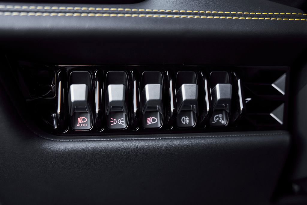 Used 2021 Lamborghini Huracan EVO image 48