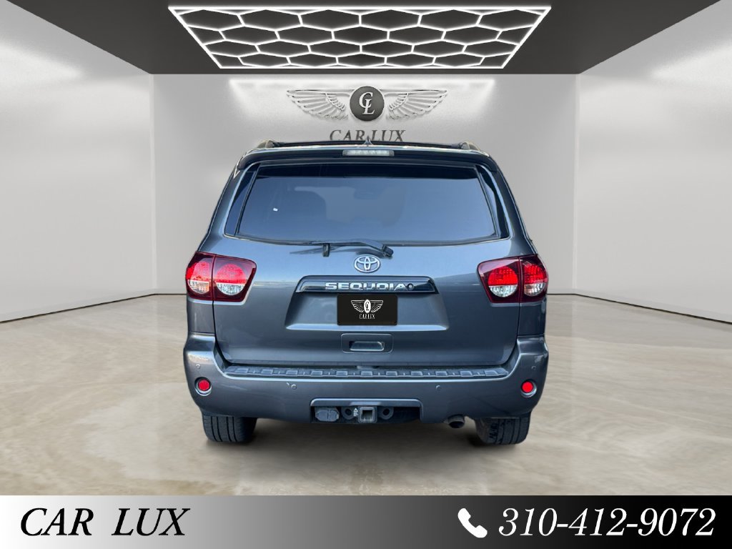 Used 2018 Toyota Sequoia TRD Sport AWD/4WD image 4