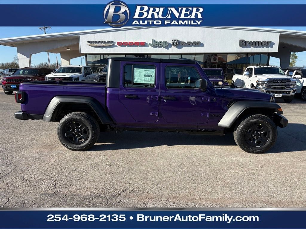 New 2026 Jeep Gladiator Sport AWD/4WD image 4