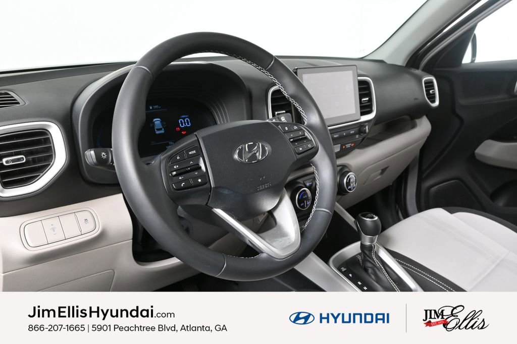 Certified 2023 Hyundai Venue SEL image 4