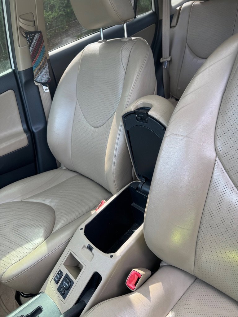 Used 2012 Toyota RAV4 Limited image 20