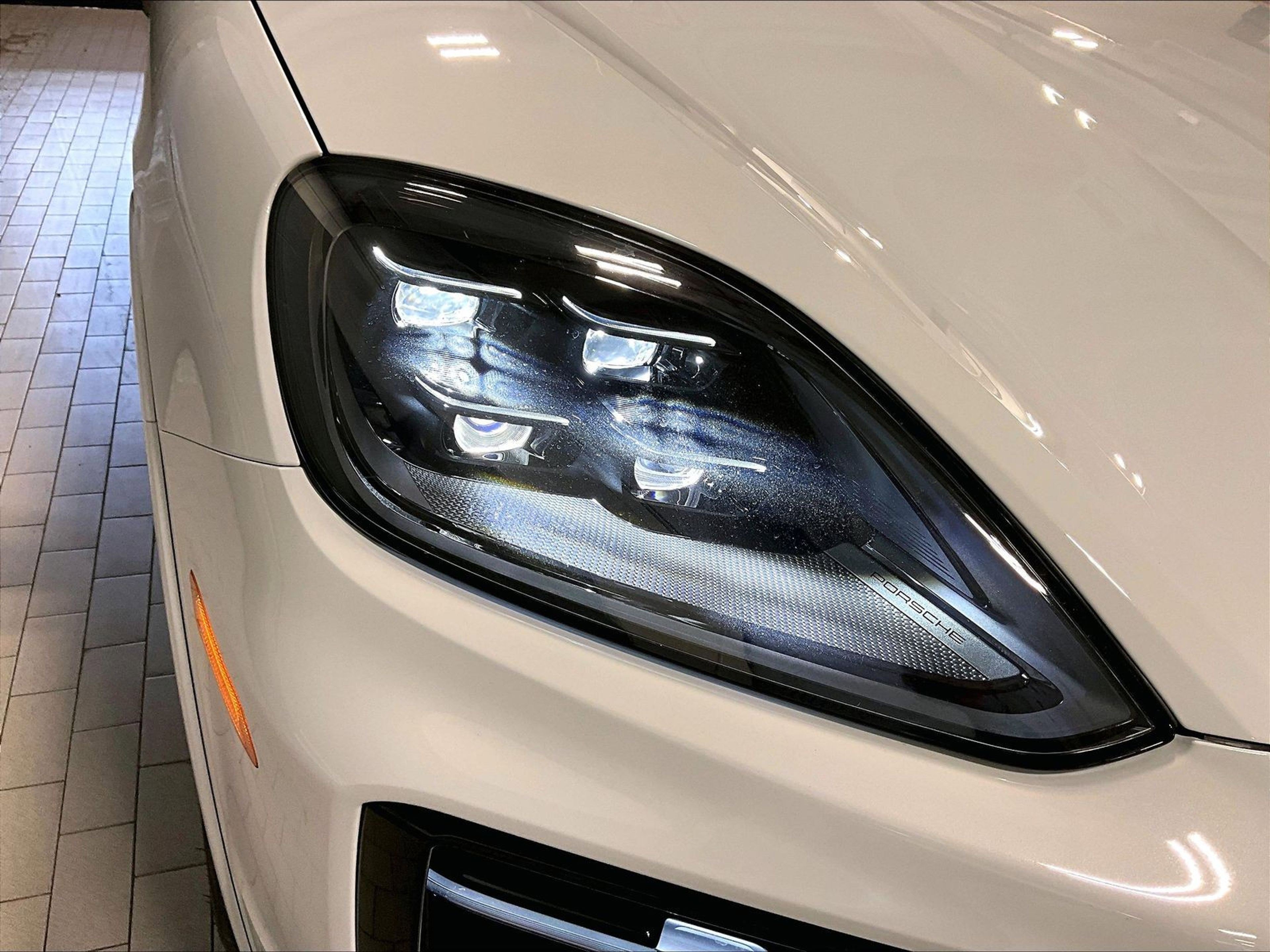 New 2026 Porsche Cayenne GTS image 23