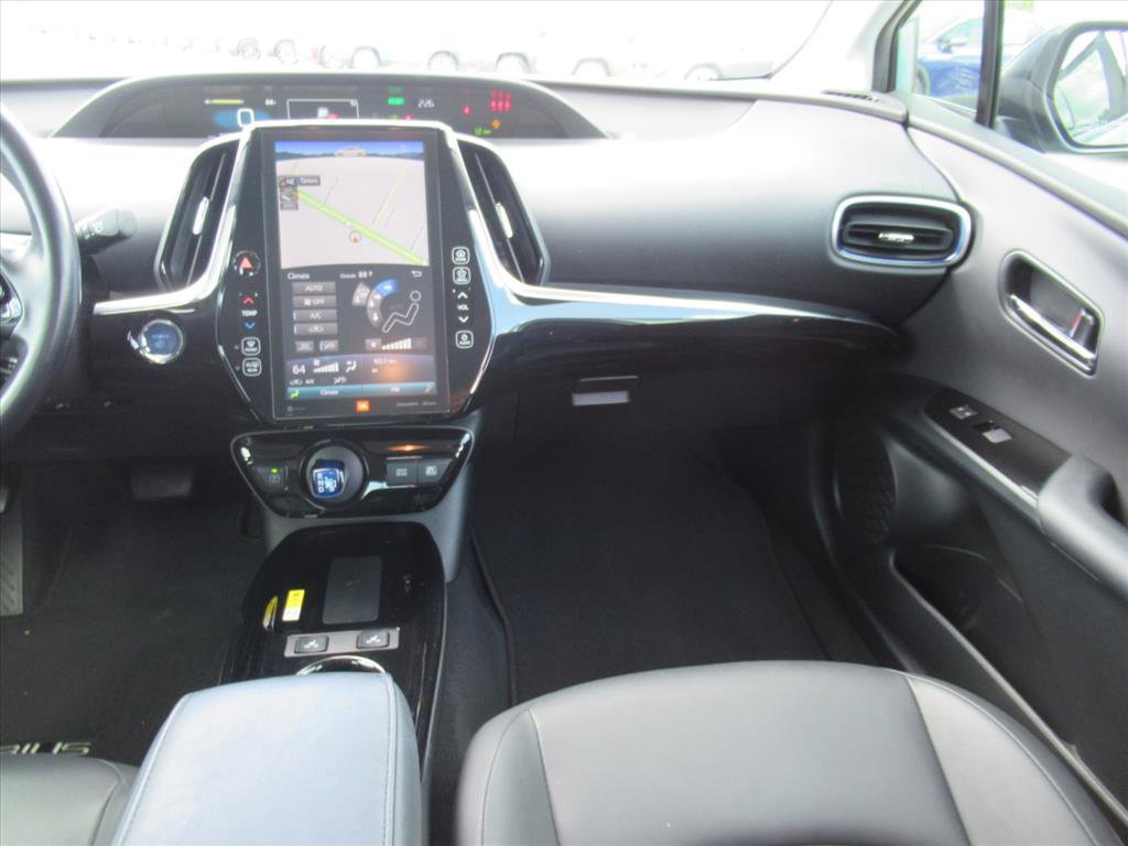 Used 2021 Toyota Prius Limited image 14