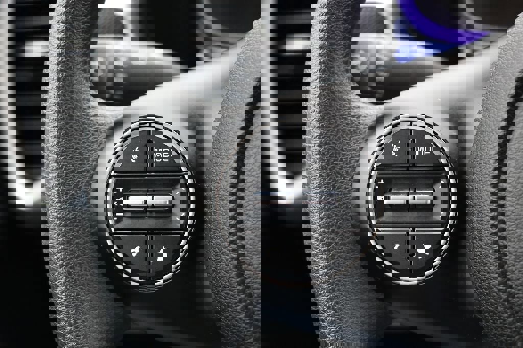 Used 2025 Kia Soul LX image 19