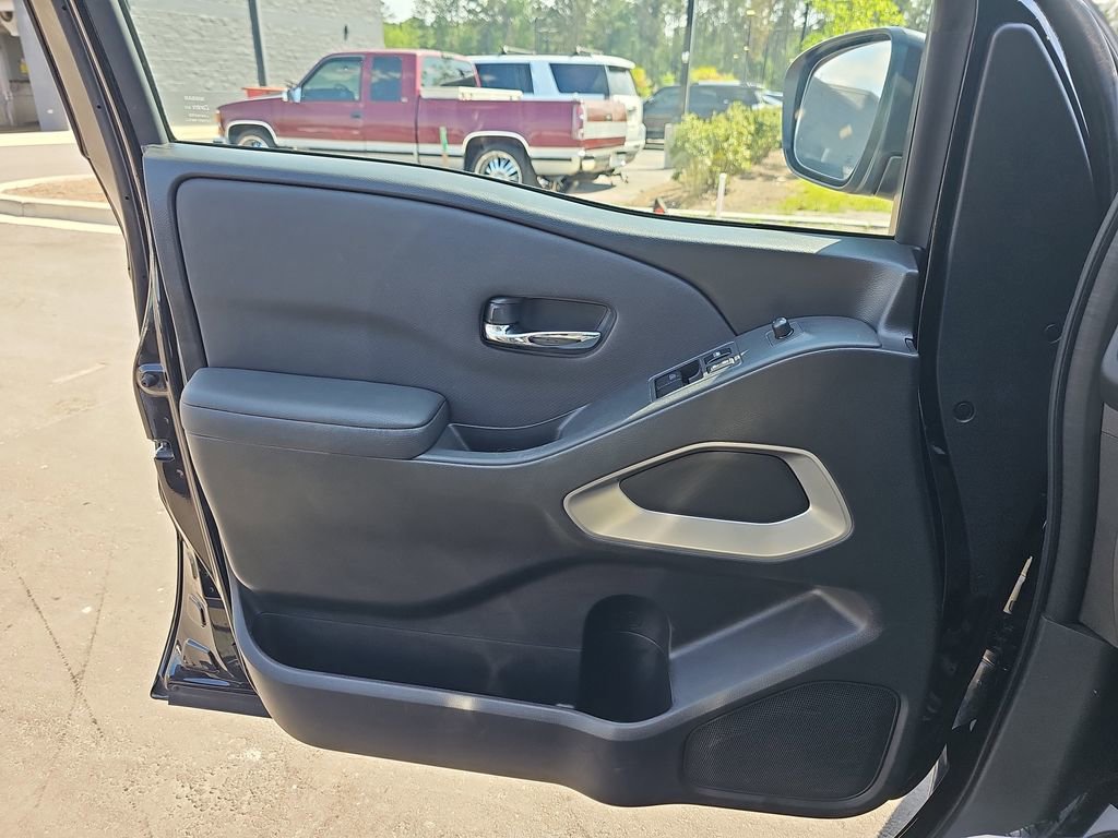 Used 2024 Nissan Frontier SV w/ SV Convenience Package RWD image 30