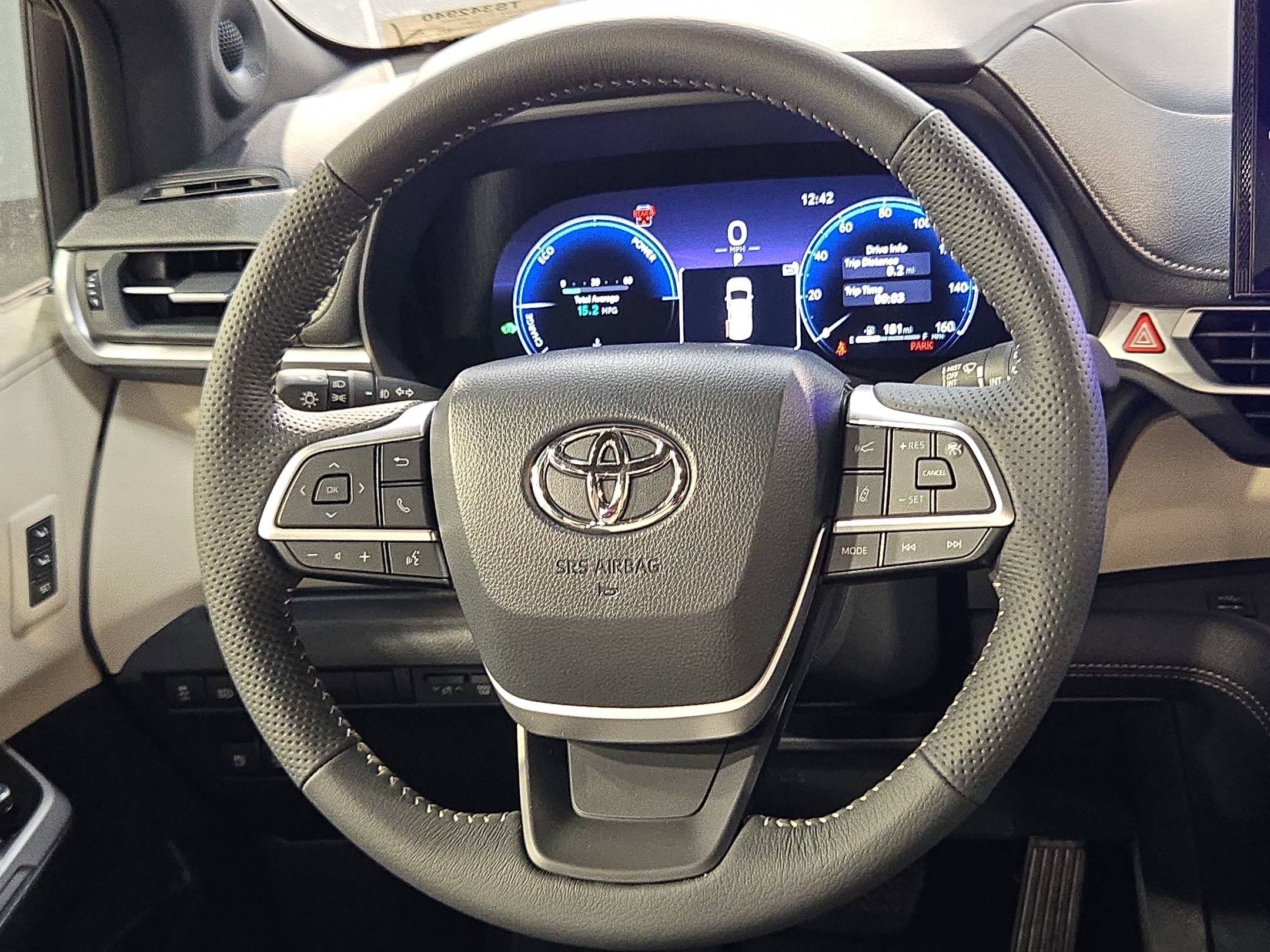 New 2026 Toyota Sienna Limited FWD image 19