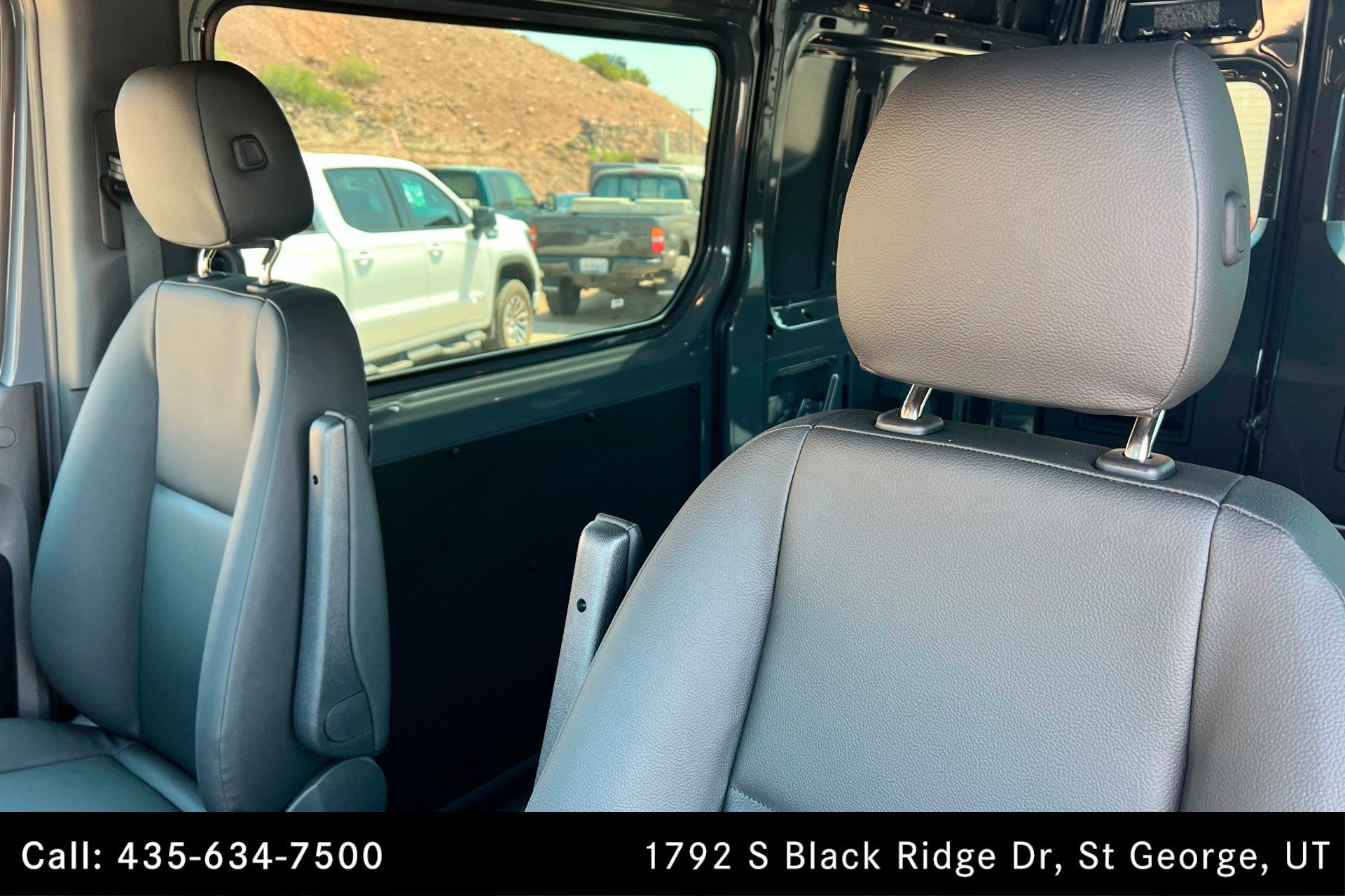 Used 2025 Mercedes-Benz Sprinter 2500 image 16