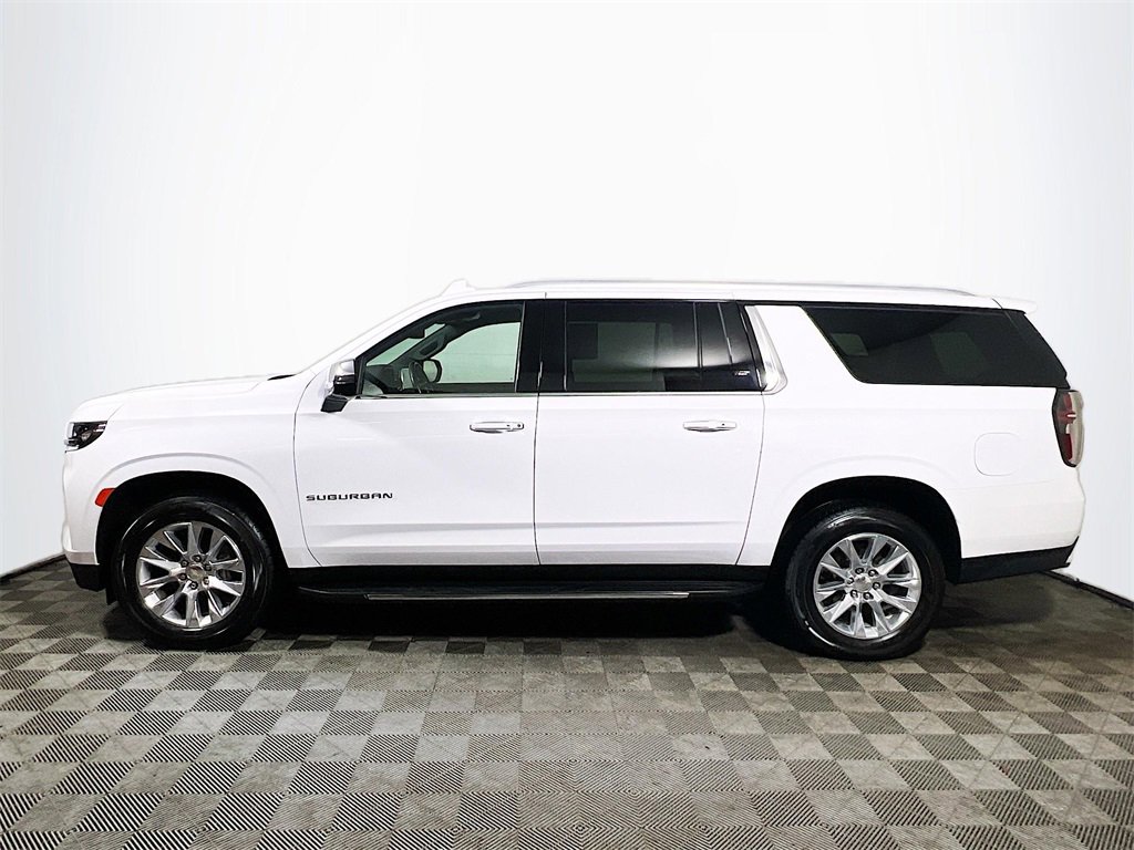Used 2023 Chevrolet Suburban Premier image 5
