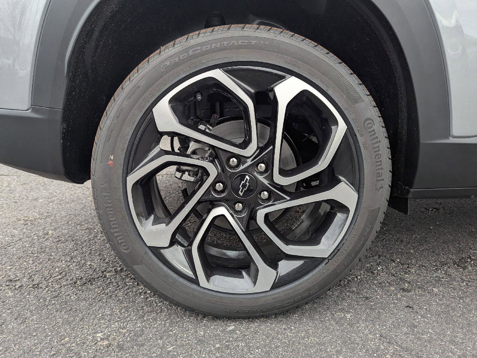 New 2026 Chevrolet Trax RS w/ Driver Confidence Package image 17