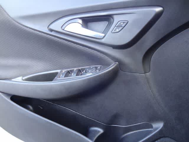 Used 2021 Chevrolet Malibu RS FWD image 15