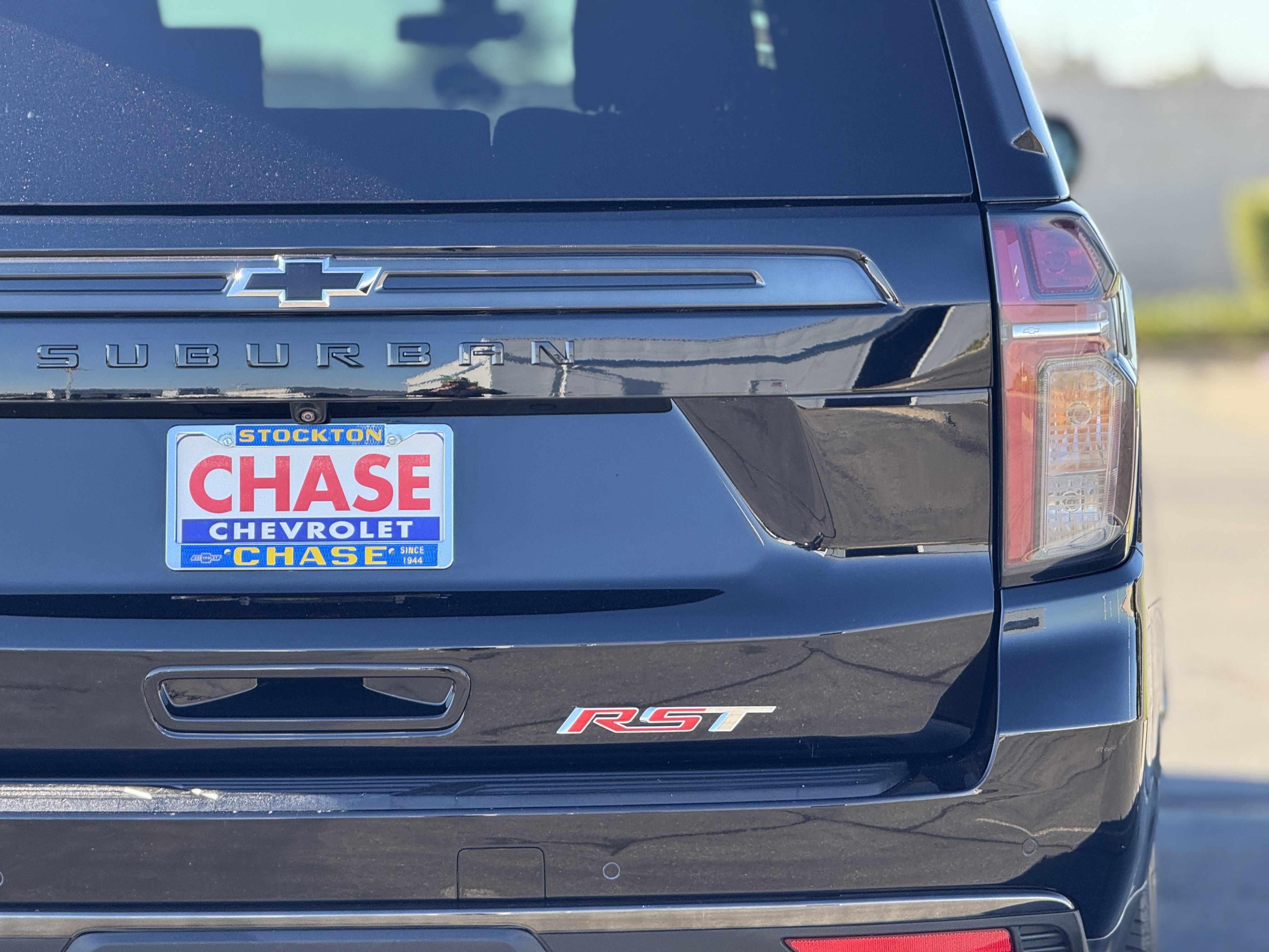 Certified 2021 Chevrolet Suburban RST w/ Rear Media and Nav Package image 7