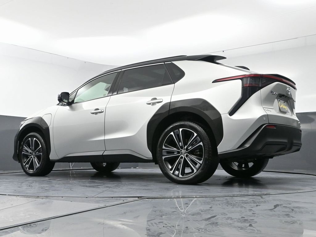 Used 2023 Toyota bZ4X Limited image 50