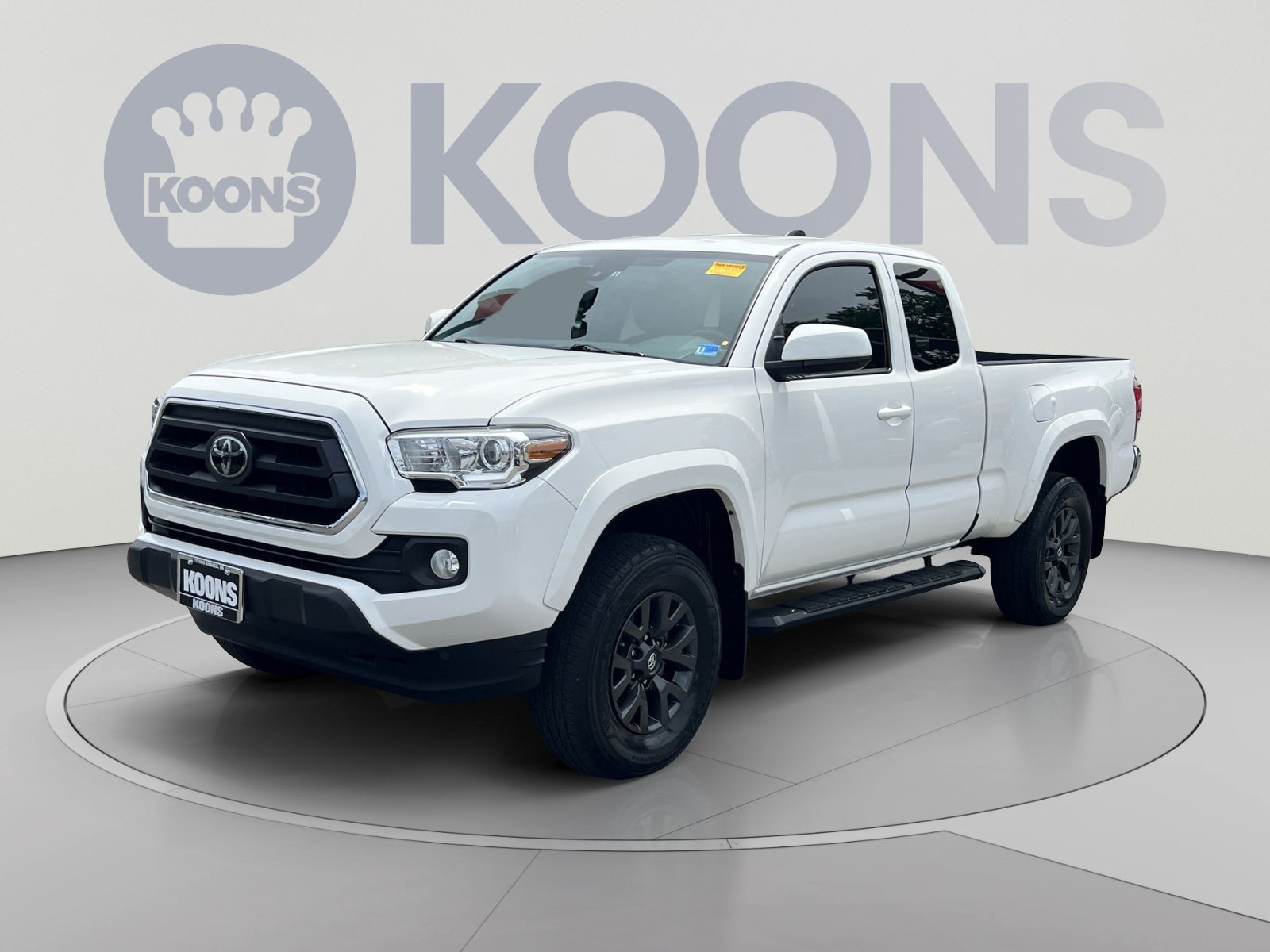 Used 2021 Toyota Tacoma SR5 RWD image 5