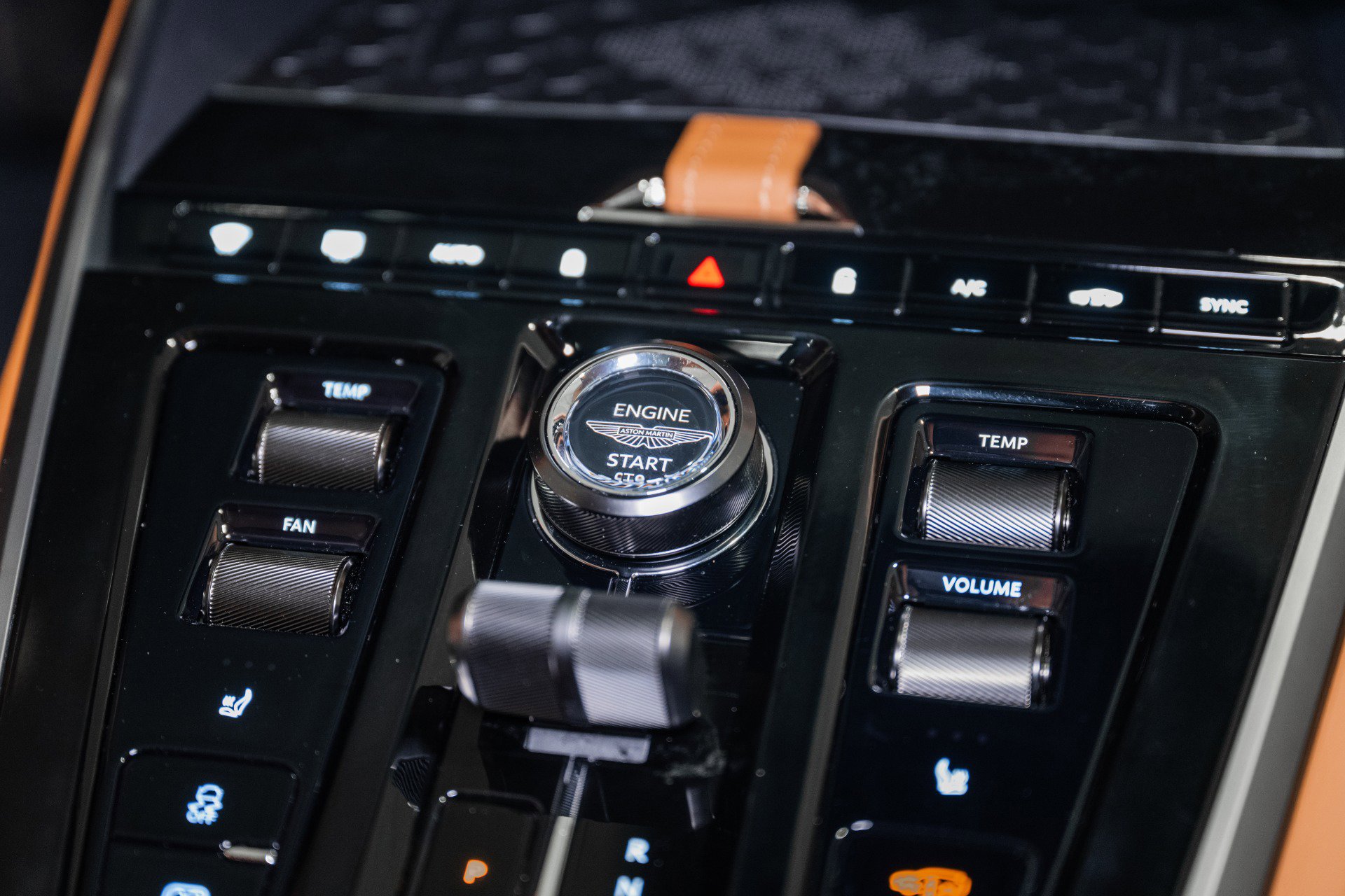 New 2026 Aston Martin DBX S image 38