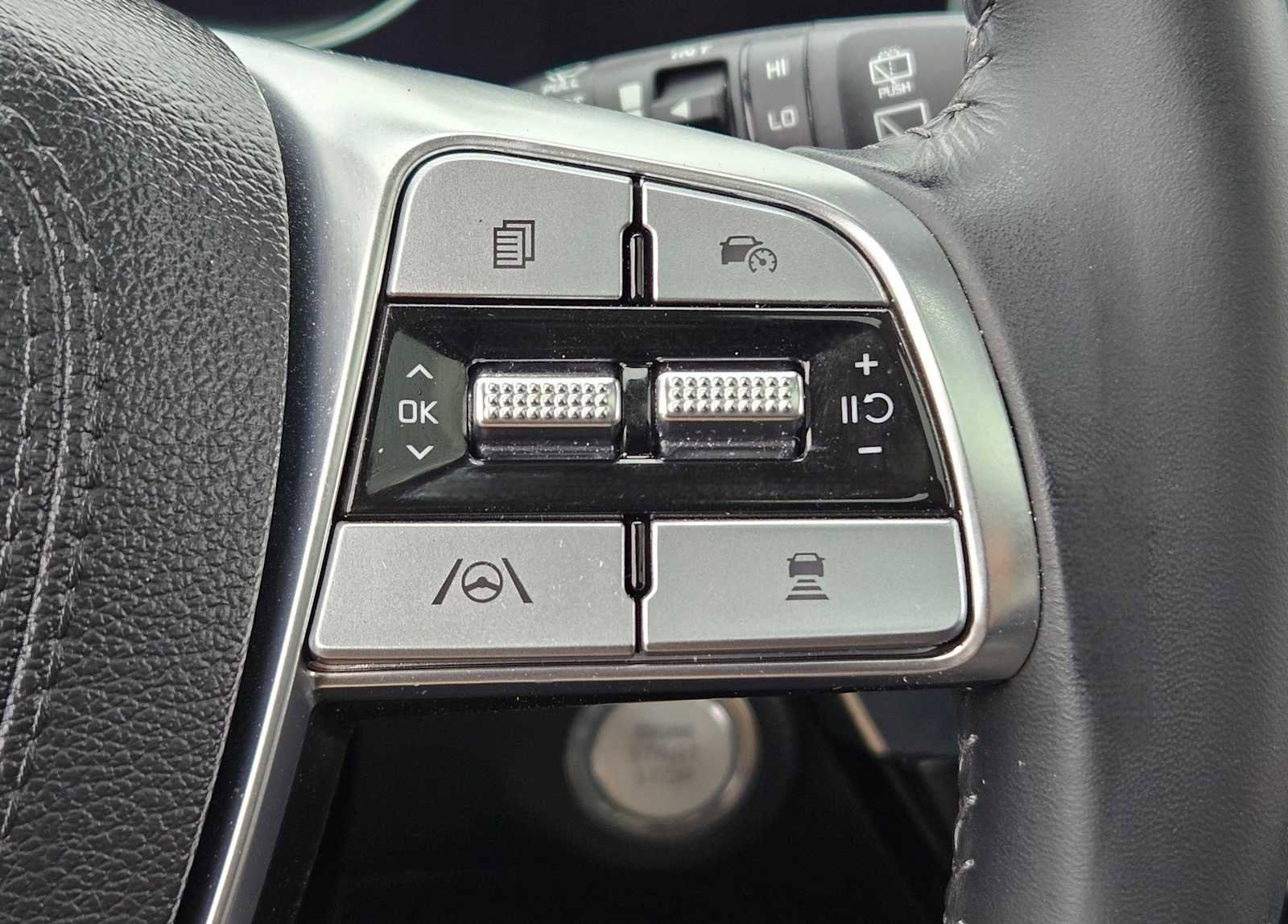 Used 2025 Kia Telluride SX image 25