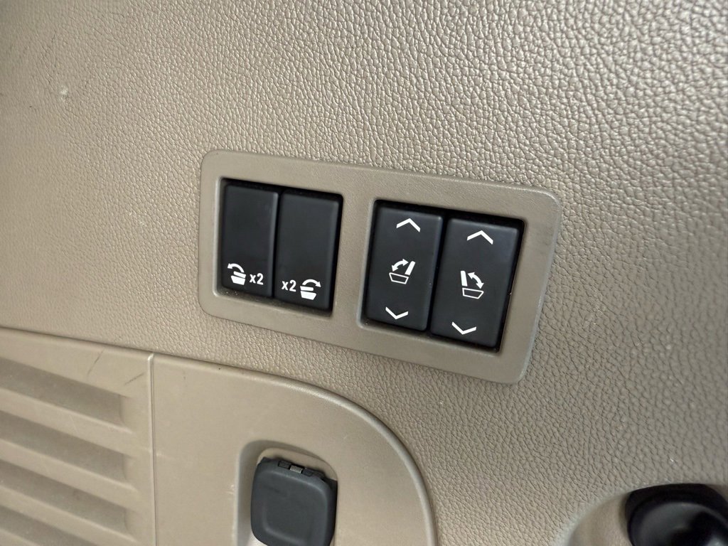 Used 2018 Chevrolet Tahoe Premier image 34