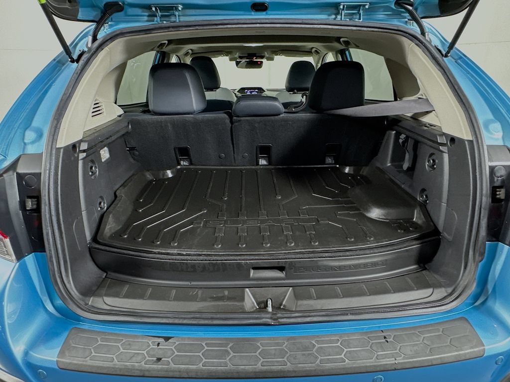 Used 2019 Subaru Crosstrek Hybrid w/ Moonroof Package w/Navigation AWD/4WD image 31