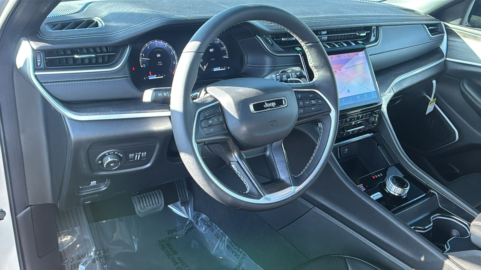 New 2025 Jeep Grand Cherokee L Limited w/ Luxury Tech Group II AWD/4WD image 24